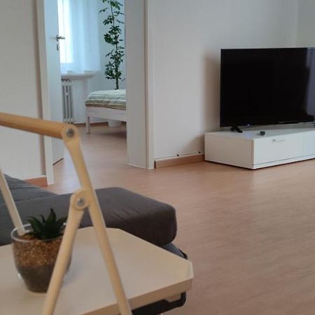 Schoene Und Optimal Gelegene Wohnung Og Weisskirchen מראה חיצוני תמונה